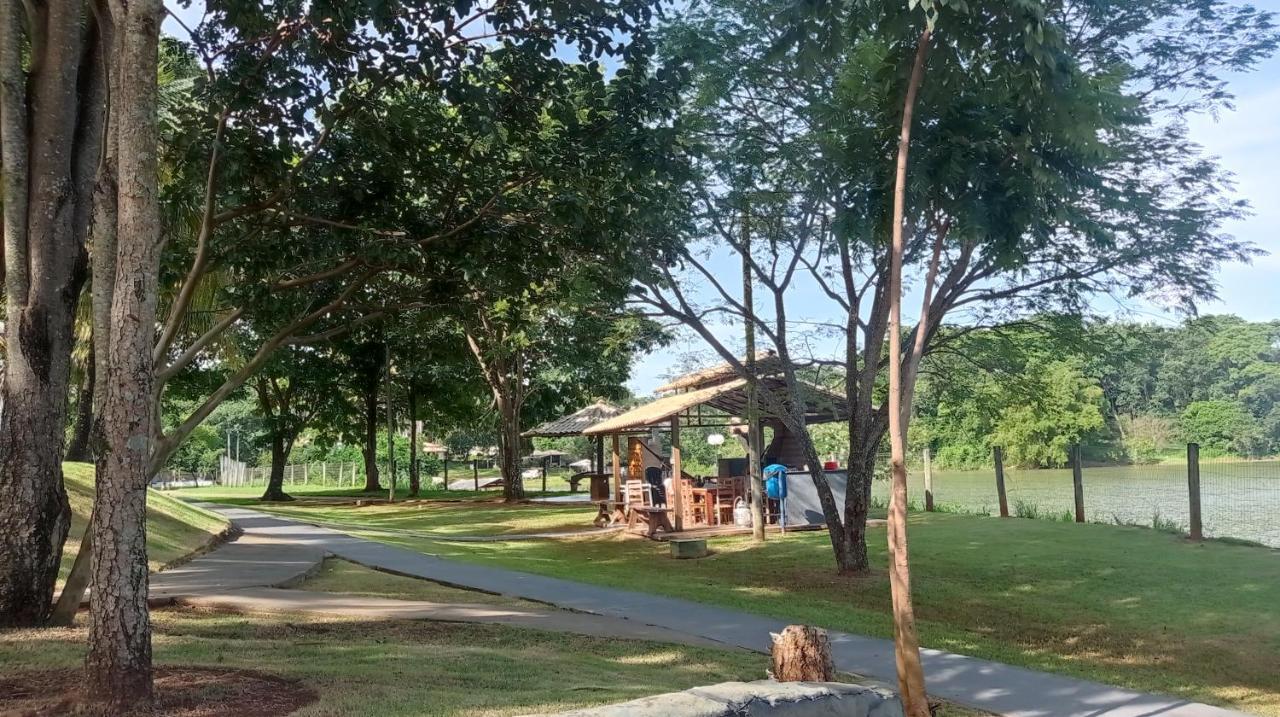 Apartamento Pontal Do Lago Caldas Novas Exterior foto